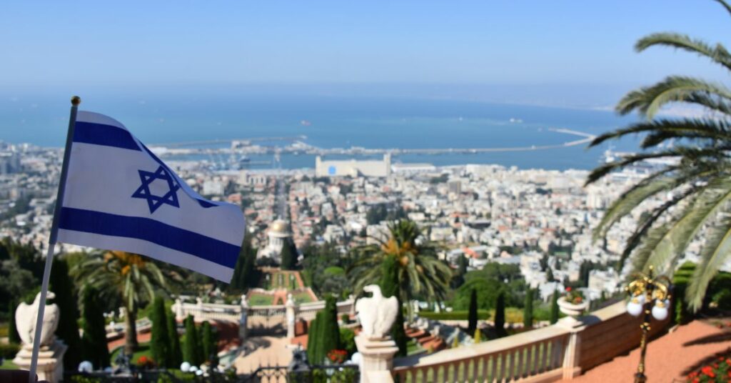 אתם גרים בחיפה הכירו את פירות לאב!